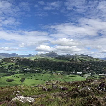 mountainous view snowdonia self catering holiday